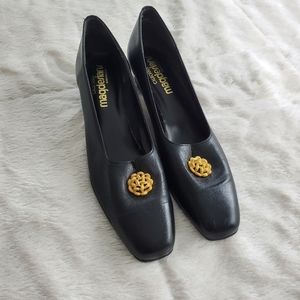 Magdesians vintage black leather 8.5 narrow heels